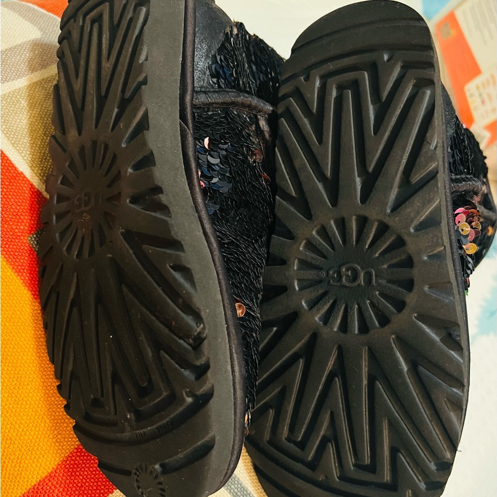 UGG Black Sequin Winter Boots - Picture 5 of 5